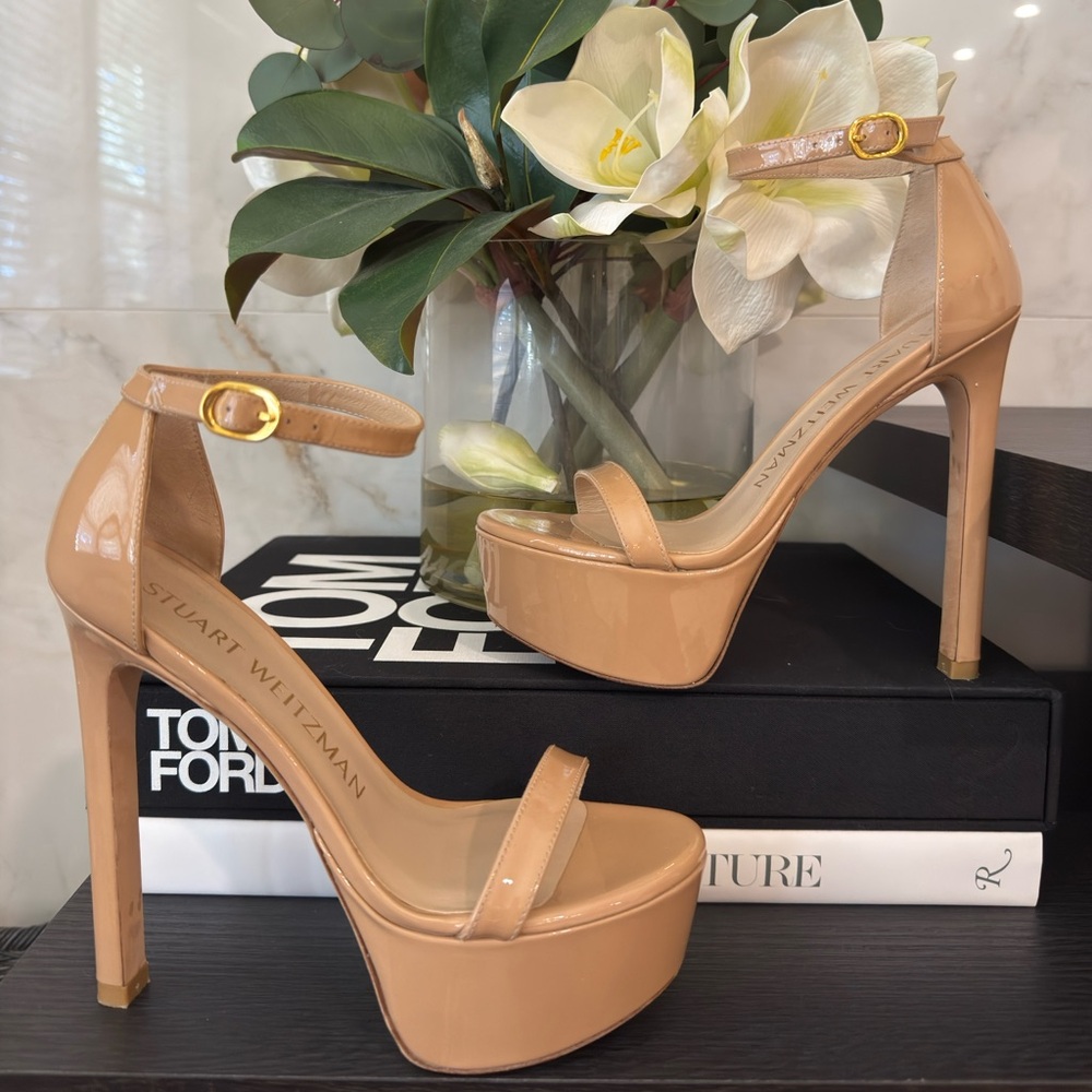 Stuart Weitzman Nude Patent Leather Heels